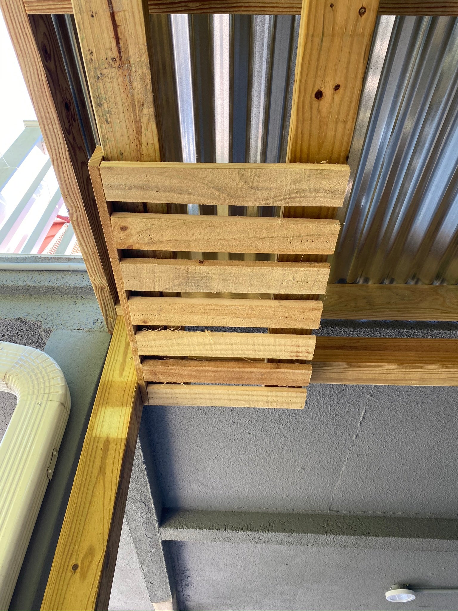 Wine glass rack detail photo 4